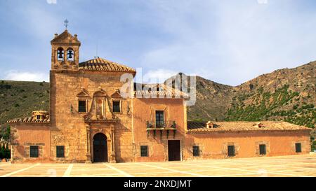 Vue sur le monastère d'Albox, en Espagne. . Banque D'Images