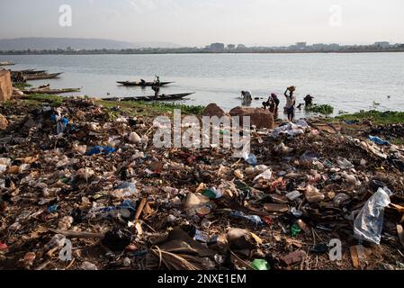 Nicolas Remene / le Pictorium - pêche et suffocation du fleuve Niger à Bamako, Mali - 20/5/2021 - Mali / District de Bamako / Bamako - Voir Banque D'Images