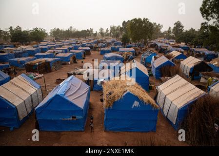 Nicolas Remene / le Pictorium - déplacement au Mali : personnes déplacées à l'intérieur du pays - 18/2/2021 - Mali / District de Bamako / Bamako - à l'intérieur du pays di Banque D'Images