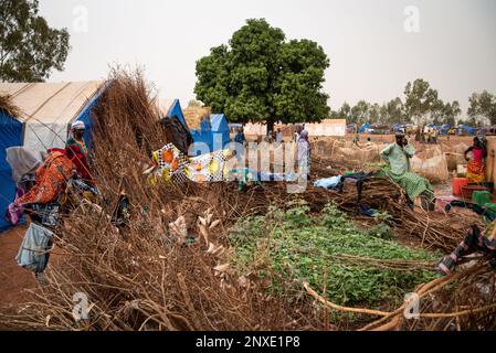 Nicolas Remene / le Pictorium - déplacement au Mali : personnes déplacées à l'intérieur du pays - 18/2/2021 - Mali / District de Bamako / Bamako - à l'intérieur du pays di Banque D'Images