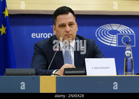 Bruxelles, Belgique. 01st mars 2023. L'eurodéputée Tomas Zdechovsky assiste à une session du Parlement européen à Bruxelles, Belgique, sur le 1 mars 2023. Crédit: ALEXANDROS MICHAILIDIS/Alamy Live News Banque D'Images