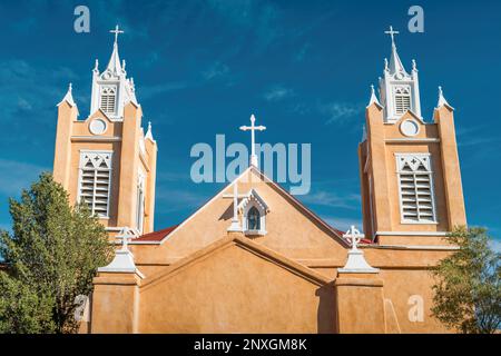 Église San Felipe de Neri dans la vieille ville Albuquerque Nouveau-Mexique, États-Unis. Banque D'Images