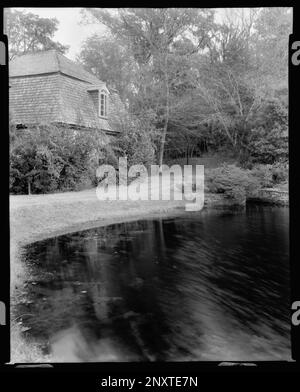 Middleton place, Ashley River vic., comté de Dorchester, Caroline du Sud. Carnegie Etude de l'architecture du Sud. États-Unis Caroline du Sud Comté de Dorchester Ashley River vic, lacs et étangs, toits de Gambourin, maisons. Banque D'Images