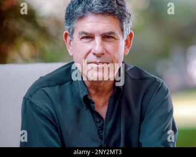 Auteur, éditeur, poète et traducteur Stephen Mitchell. (Photo de Scott London) Banque D'Images