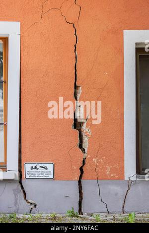 Staufen im Breisgau, le forage géothermique a conduit à l'élévation de la vieille ville et à des fissures et des dommages de construction à 268 maisons, Staufen Banque D'Images