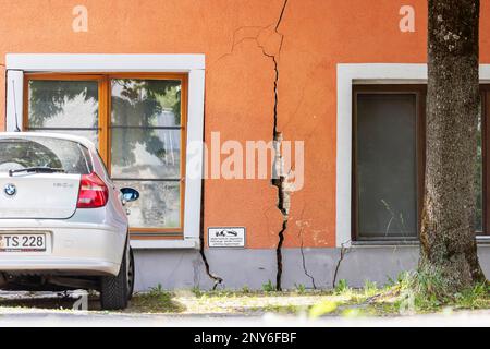 Staufen im Breisgau, le forage géothermique a conduit à l'élévation de la vieille ville et à des fissures et des dommages de construction à 268 maisons, Staufen Banque D'Images