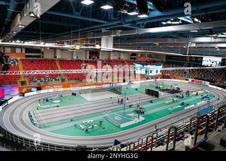 ISTANBUL, TURQUIE - MARS 2: Un aperçu général de l'intérieur lors d'une session d'entraînement en vue des championnats européens d'athlétisme en salle à l'Atakoy Athletics Arena sur 2 mars 2023 à Istanbul, Turquie (photo par l'agence Nikola Krstic/BSR) Banque D'Images