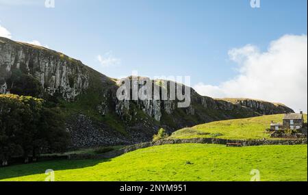 Falaises de dolérite de Holwick Scars Upper Teesdale, comté de Durham, partie du Whin Sill Banque D'Images