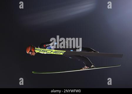 Planica, Slovénie. 02nd mars 2023. Ski nordique: Championnat du monde, saut à ski - grande colline, hommes, qualification. Karl Geiger d'Allemagne en action. Credit: Daniel Karmann/dpa/Alay Live News Banque D'Images