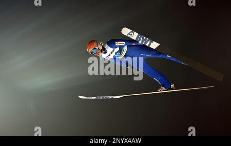 Planica, Slovénie. 02nd mars 2023. Ski nordique: Championnat du monde, saut à ski - grande colline, hommes, qualification. Dawid Kubacki de Pologne en action. Credit: Daniel Karmann/dpa/Alay Live News Banque D'Images