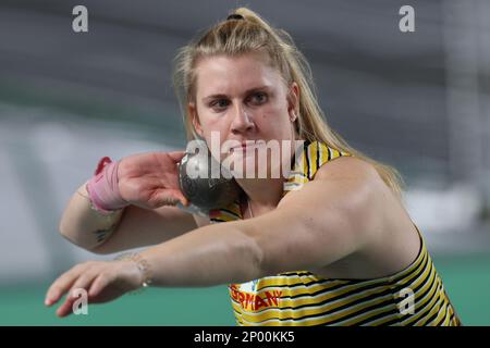 Istanbul, Turquie. 02nd mars 2023. Athlétisme/intérieur: Championnats d'Europe, tir mis, femmes, qualification. Katharina Maisch d'Allemagne en action. Credit: Oliver Weiken/dpa/Alay Live News Banque D'Images