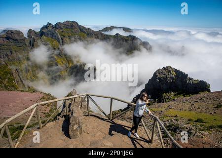 Guetteur, à Pico do Arieiro, Madère, Portugal Banque D'Images