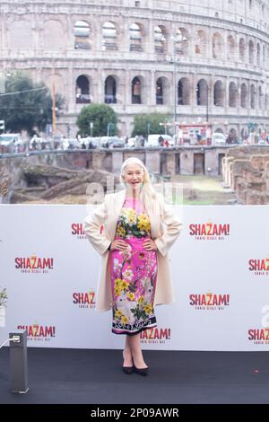 2 mars 2023, Rome, Italie: L'actrice Helen Mirren assiste au photocall du film 'Shazam! Fureur des Dieuxs'' au Palazzo Manfredi à Rome (Credit image: © Matteo Nardone/Pacific Press via ZUMA Press Wire) USAGE ÉDITORIAL SEULEMENT! Non destiné À un usage commercial ! Banque D'Images