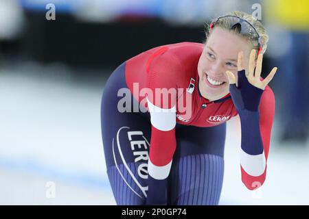 Heerenveen, pays-Bas. 2nd mars 2023. Ragne Wiklund, de Norvège, réagit après les 3000m femmes à la journée 1 des Championnats du monde de patinage de vitesse de l'UIP à Heerenveen, aux pays-Bas, au 2 mars 2023. Credit: Zheng Huansong/Xinhua/Alay Live News Banque D'Images