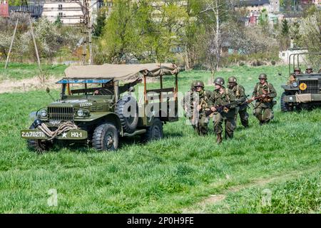 Dodge WC-52, camion de WW2 3/4 tonnes, troupes américaines, lors de la reconstitution de la bataille de WW2, Jelenia Gora, Basse-Silésie, Pologne Banque D'Images