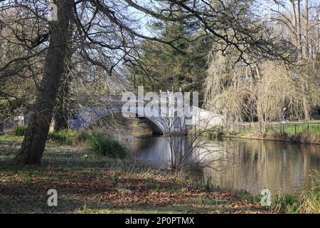 Chiswick House & Gardens, inspiré du voyage italien du comte de Burlington et de jardins paysagers restaurés, à l'ouest de Londres Banque D'Images