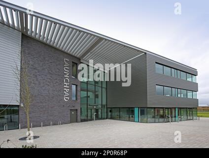 Le bâtiment Launchpad. Un nouveau hub de bureaux et d'ateliers sur le Southend Airport Business Park. Conçu par BDP, construit par Morgan Sindall. Banque D'Images