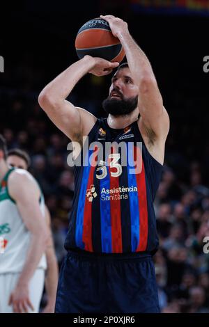 Barcelone, Espagne. 02 mars 2023, Nikola Mirotic du FC Barcelone lors du match de la saison régulière 2022-23 de l'Euroligue des compagnies aériennes turques, Round 26 entre le FC Barcelone et Zalgiris Kaunas au Palau Blaugrana sur 02 mars 2023 à Barcelone, Espagne. Banque D'Images