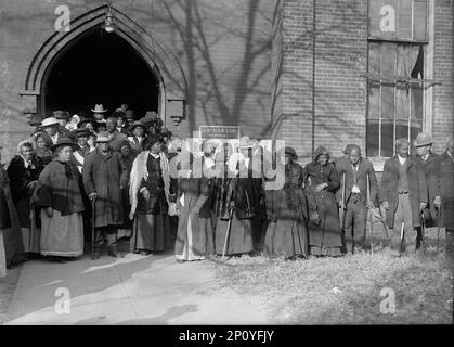 Réunion des esclaves - Annie Parram, 104 ans ; Anna Angales, 105 ans ; Elizabeth Berkeley, 125; Sadie Thompson, 110, 1917. Autrefois réduits en esclavage, les Afro-Américains. Banque D'Images