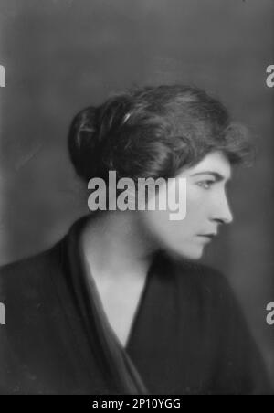 Carr, H.C., Mme (Dorothy Dunn), photographie de portrait, entre 1914 et 1918. Banque D'Images