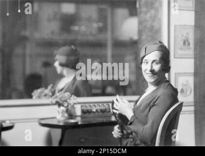 Mlle Lucrezia Bori, photographie de portrait, 1932 avril 6. Adresse : Ritz-Carlton, New York. Chanteur d'opéra espagnol, collecteur de fonds pour le Metropolitan Opera. Banque D'Images