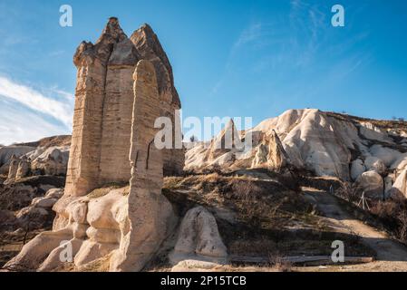 Vallée de l'amour près du village de Goreme. Cappadoce, Nevsehir , Turquie Banque D'Images
