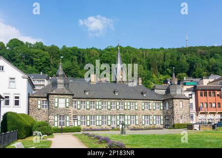 Altena: Burg Holtzbrinck Castle dans les pays aigre, Nordrhein-Westfalen, Rhénanie-du-Nord-Westphalie, Allemagne Banque D'Images