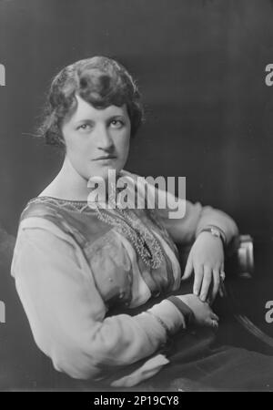 Niemeyer, Mlle, ou Mme Pfiefer, photographie de portrait, pas avant 1916. Banque D'Images