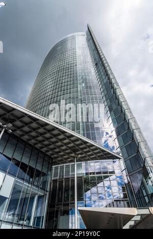 Bonn: Tour de poste, siège de Deutsche Post AG dans la région de Rhein-Sieg, Nordrhein-Westfalen, Rhénanie-du-Nord-Westphalie, Allemagne Banque D'Images