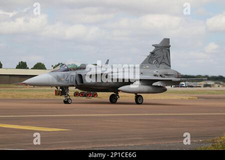 40, un Saab JAS-39C Gripen exploité par la Hungarian Air Force, arrivant pour le Royal International Air Tattoo 2022, tenu à RAF Fairford à Gloucestershire, en Angleterre. Banque D'Images