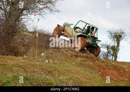 Février 2023 - essai hors route de l'ADWC à Chewton Mendip, Somerset, Royaume-Uni. Banque D'Images