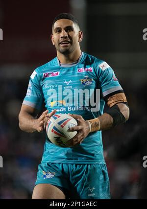 St Helens, Merseyside, Angleterre 3rd mars 2023Leeds David Fusitu'a célèbre le résultat à temps plein, lors du St Helens Rugby football Club V Leeds Rhinos Totally Wicked Stadium, dans la Super League de Betfred. (Image de crédit : ©Cody Froggatt/Alamy Live News) Banque D'Images