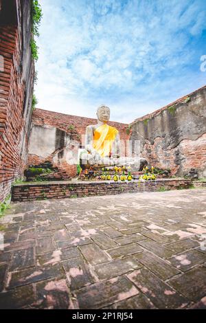 Magnifique paysage à Wat Lokayasutharam, Ayutthaya, Thaïlande. Un site d'Ayutthaya, site classé au patrimoine mondial de l'UNESCO. Banque D'Images