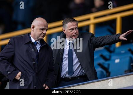 Le président de la FIFA Gianni Infantino regarde depuis la boîte du réalisateur pendant le match du championnat Sky Bet à la Den, Millwall. Date de la photo: Samedi 4 mars 2023. Banque D'Images