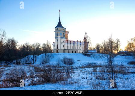 L'ancien château de Beep en soirée d'hiver. Pavlovsk, St. Quartier de Petersburg Banque D'Images