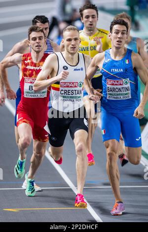 Eliott Crestan de Belgique photographié pendant les demi-finales hommes de 800m à l'édition 37th des Championnats d'intérieur d'athlétisme européens, à Istanbul, Turquie, le samedi 04 mars 2023. Les championnats ont lieu du 2 au 5 mars. BELGA PHOTO JASPER JACOBS Banque D'Images