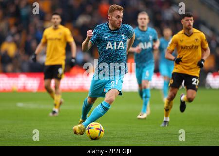 4th mars 2023 ; Molineux Stadium, Wolverhampton, West Midlands, Angleterre ; Premier League football, Wolverhampton Wanderers versus Tottenham Hotspur ; Dejan Kulusevski de Tottenham Hotspur Banque D'Images