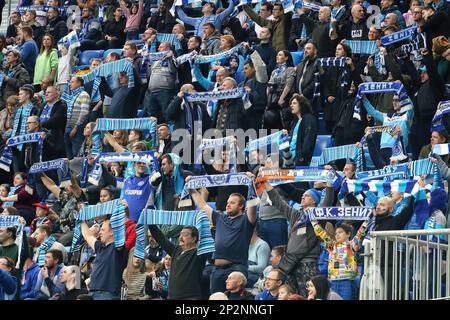 Saint-Pétersbourg, Russie. 04th mars 2023. Les fans de Zenit ont vu lors du match de football de la Premier League russe entre Zenit Saint-Pétersbourg et pari Nizhny Novgorod à Gazprom Arena. Score final; Zenit 3:0 pari Nizhny Novgorod. Crédit : SOPA Images Limited/Alamy Live News Banque D'Images