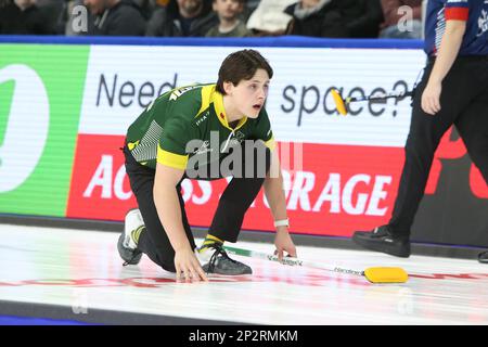 Londres, Canada. 04th mars 2023. London Ontario Canada, 3 mars 2023. Le jour 2 du Tim Hortons Brier est en route. Jacob Horgan de l'équipe du Nord de l'Ontario. Crédit : Luke Durda/Alay Live News Banque D'Images