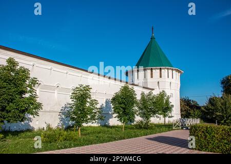 SERPUHOV, RUSSIE - AOÛT 2017 : monastère de Vysotsky (monastère de Vysotskiy).Monastère orthodoxe à Serpukhov Banque D'Images