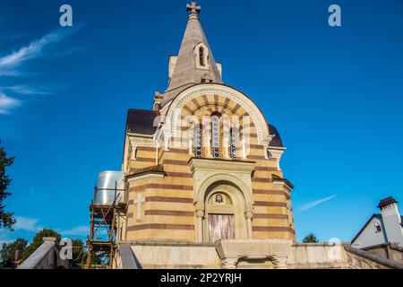 SERPUHOV, RUSSIE - AOÛT 2017 : monastère de Vysotsky (monastère de Vysotskiy). Monastère orthodoxe à Serpukhov. L'Église de la Toussaint Banque D'Images