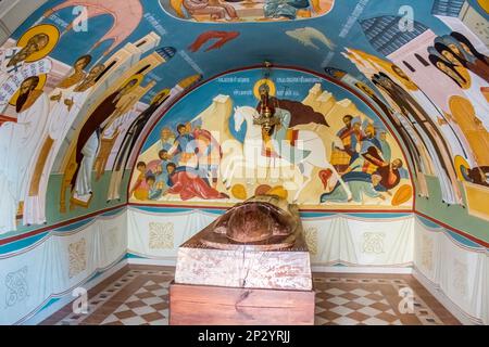 SERPUHOV, RUSSIE - AOÛT 2017 : monastère de Vysotsky (monastère de Vysotskiy). Monastère orthodoxe à Serpukhov. Podklet avec enterrement Banque D'Images