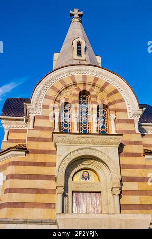 SERPUHOV, RUSSIE - AOÛT 2017 : monastère de Vysotsky (monastère de Vysotskiy). Monastère orthodoxe à Serpukhov. L'Église de la Toussaint Banque D'Images