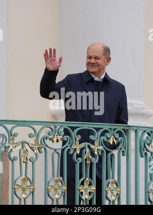 05 mars 2023, Brandebourg, Gransee/OT Meseberg: Le chancelier OLAF Scholz (SPD) arrive à la Maison d'hôtes du gouvernement fédéral pour la réunion privée du Cabinet fédéral. Photo: Soeren Stache/dpa Banque D'Images