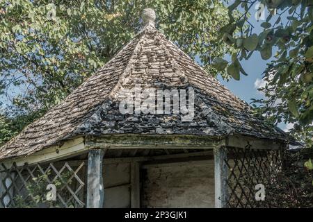 Belvédère dans le jardin, Kelmscott Manor, Kelmscott, Royaume-Uni Banque D'Images