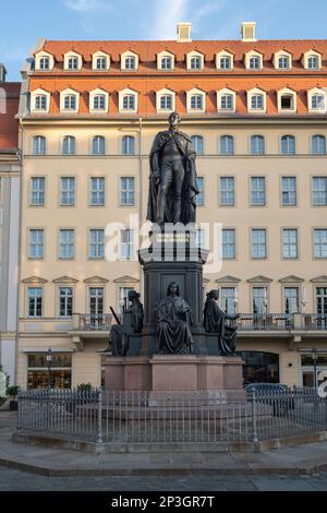 Roi Frederick Augustus II de Saxe Statue sur la place Neumarkt - Dresde, Soxony, Allemagne Banque D'Images