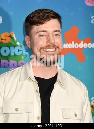 Los Angeles, Californie, États-Unis. 04th mars 2023. M. Beast participe aux prix du choix des enfants 2023 de Nickelodeon au Microsoft Theatre on 04 mars 2023 à Los Angeles, en Californie. Crédit : Jeffrey Mayer/JTM photos/Media Punch/Alay Live News Banque D'Images