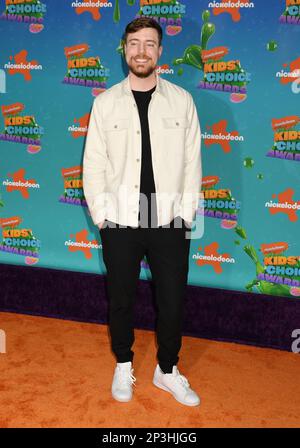 Los Angeles, Californie, États-Unis. 04th mars 2023. M. Beast participe aux prix du choix des enfants 2023 de Nickelodeon au Microsoft Theatre on 04 mars 2023 à Los Angeles, en Californie. Crédit : Jeffrey Mayer/JTM photos/Media Punch/Alay Live News Banque D'Images