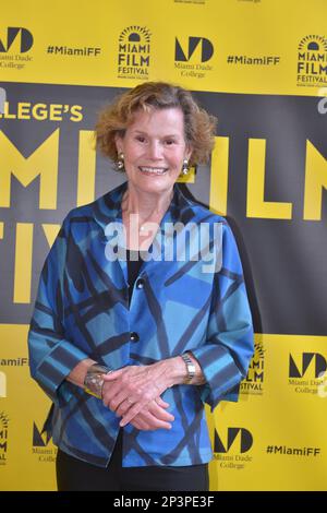 Coral Gables, États-Unis. 04th mars 2023. CORAL GABLES, FLORIDE - 04 MARS : Judy Blume participe à la première annuelle du Festival du film de Miami 40th de 'Judy Blume Forever' au Coral Gables Art Cinema on 04 mars 2023, à Coral Gables, en Floride. (Photo de JL/Sipa USA) crédit: SIPA USA/Alay Live News Banque D'Images