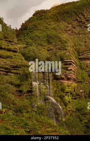 Cascade sur l'île d'Arran, en Écosse Banque D'Images